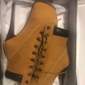 Zigi girl, z-jo boot. Women’s 9. Tan color